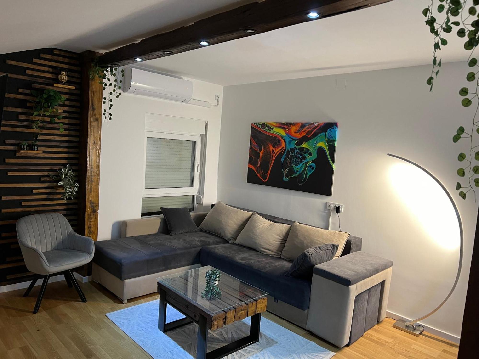 Liboroapartments Ni Eksteriør billede