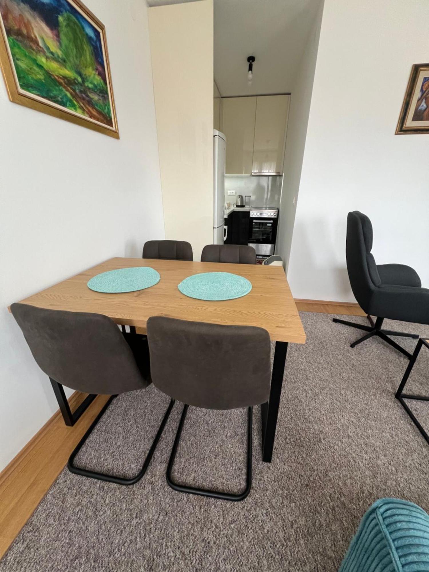 Liboroapartments Ni Eksteriør billede